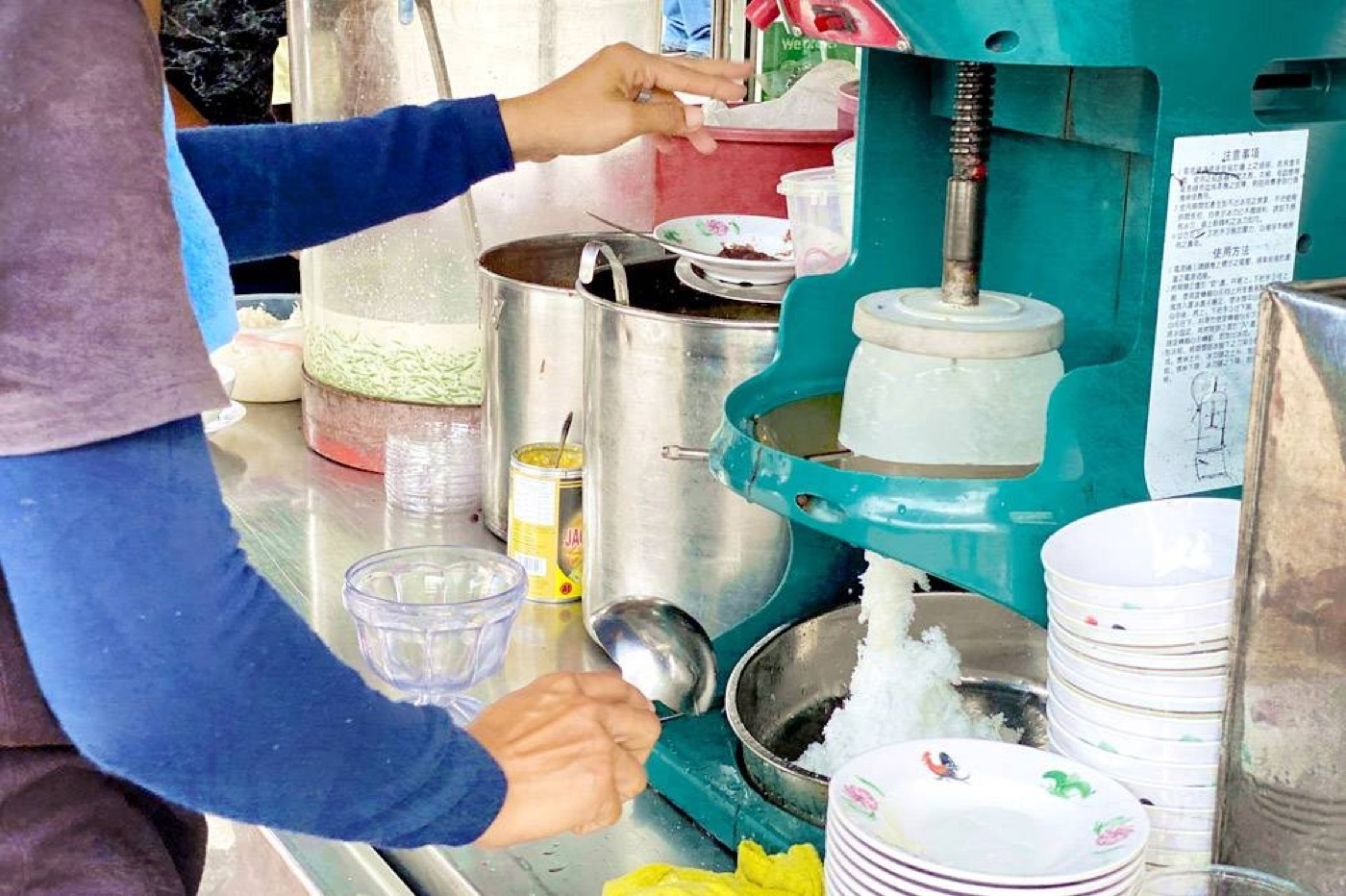 Ice cendol street stall reference